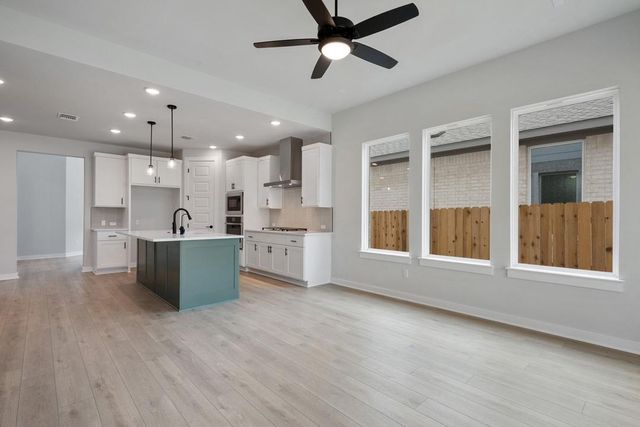 162 Grayson Elm Pass, Dripping Springs, TX 78620
