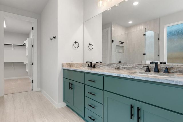 162 Grayson Elm Pass, Dripping Springs, TX 78620