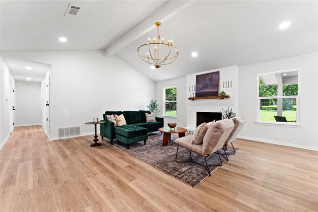 609 Coahuila Drive, Robinson, TX 76706