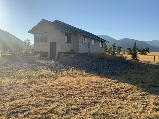 36 Rowdy, Ennis, MT 59729