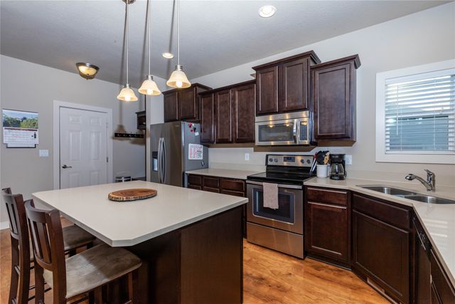 14327 Aurora Avenue, Urbandale, IA 50323