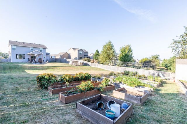 14327 Aurora Avenue, Urbandale, IA 50323