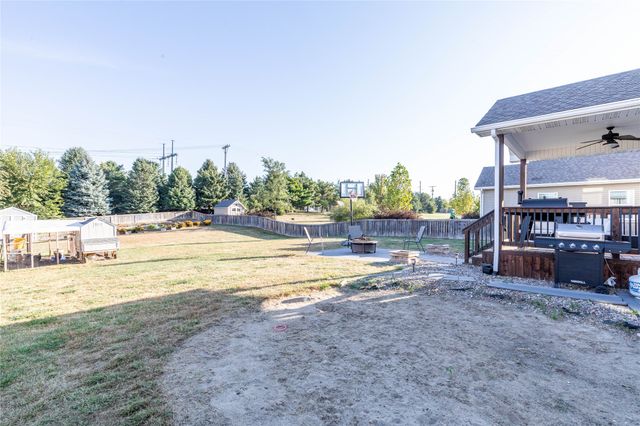 14327 Aurora Avenue, Urbandale, IA 50323