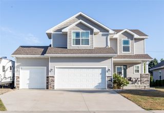 14327 Aurora Avenue, Urbandale, IA 50323