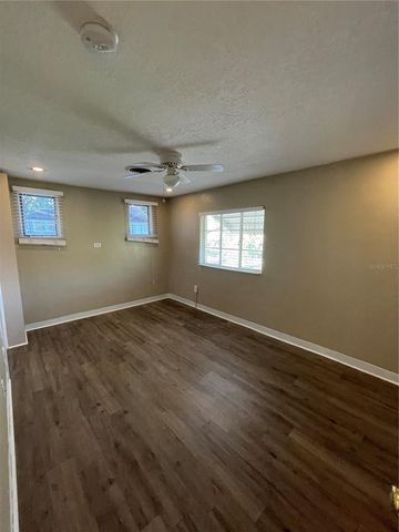 206 OSCEOLA AVENUE, Eustis, FL 32726