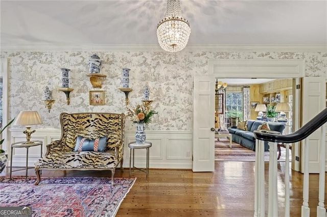 288 Peachtree Battle Avenue NW, Atlanta, GA 30305