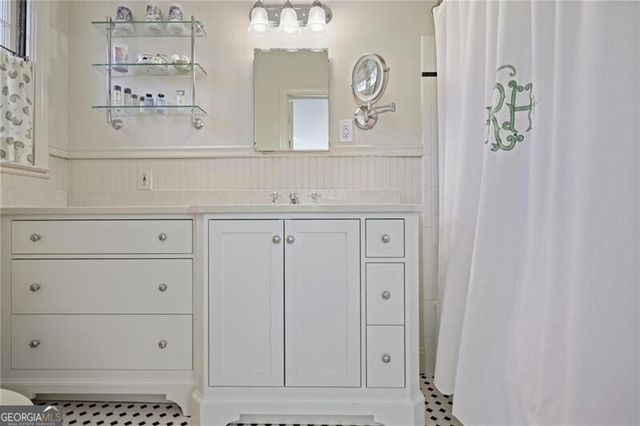 288 Peachtree Battle Avenue NW, Atlanta, GA 30305