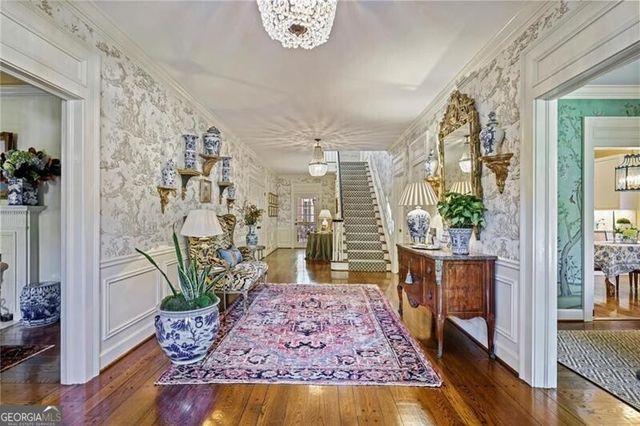 288 Peachtree Battle Avenue NW, Atlanta, GA 30305