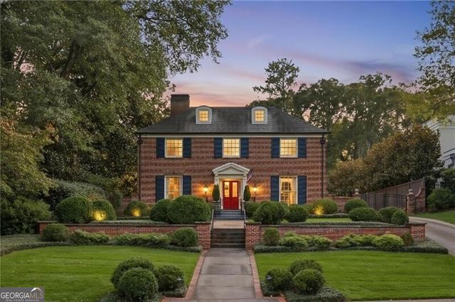 288 Peachtree Battle Avenue NW, Atlanta, GA 30305