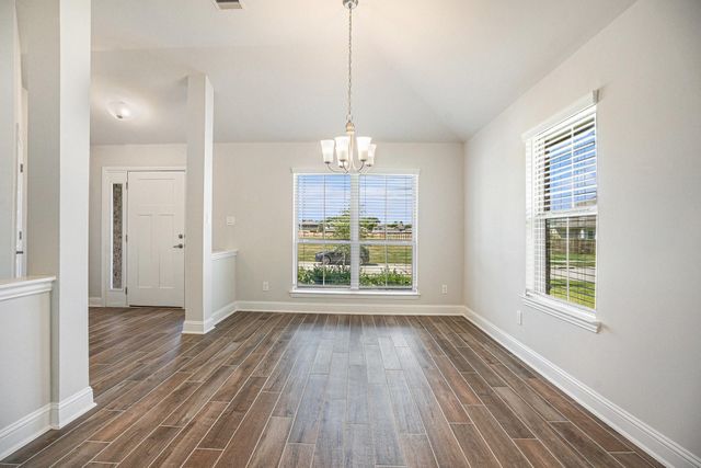 4401 East Bayou Maison Circle, Dickinson, TX 77539