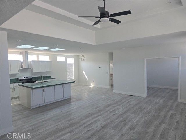21500 Lassen 45, Chatsworth (los Angeles), CA 91311
