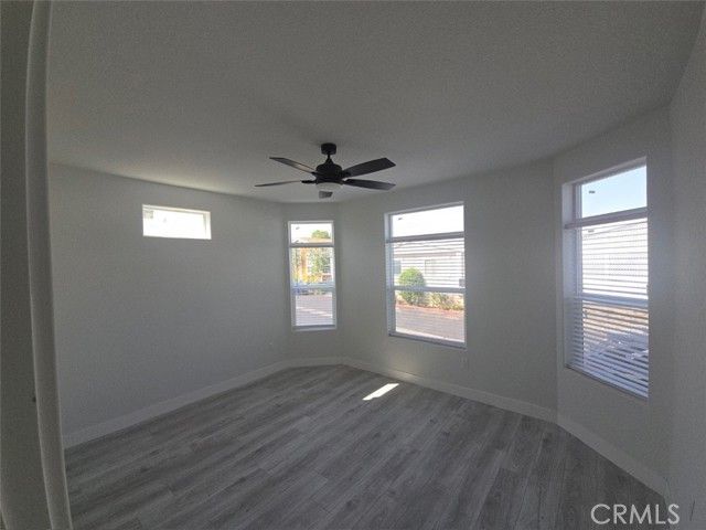 21500 Lassen 45, Chatsworth (los Angeles), CA 91311