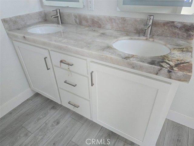 21500 Lassen 45, Chatsworth (los Angeles), CA 91311