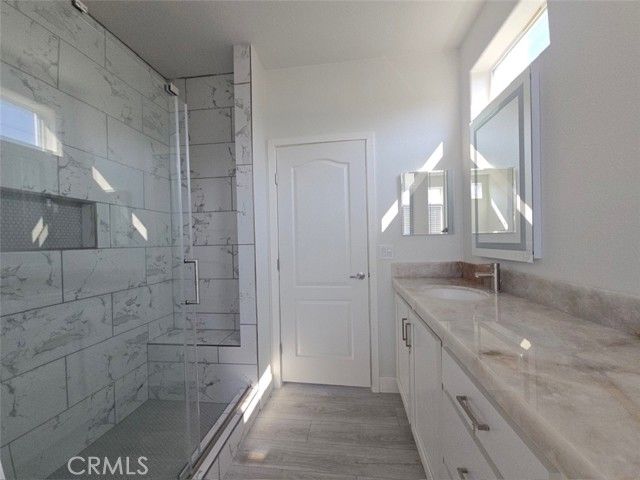 21500 Lassen 45, Chatsworth (los Angeles), CA 91311