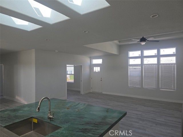 21500 Lassen 45, Chatsworth (los Angeles), CA 91311