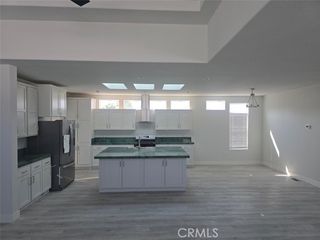 21500 Lassen 45, Chatsworth (los Angeles), CA 91311