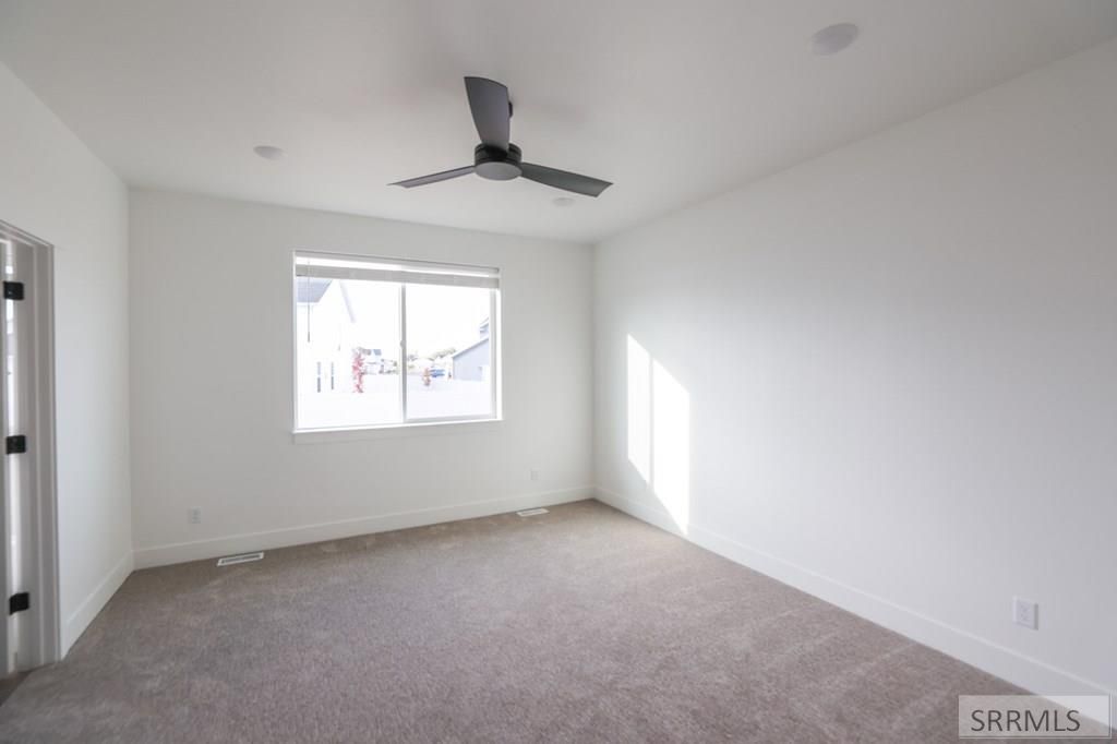 Image 5 of property listing at 1064 N Moor Drive, Rigby, ID 83442