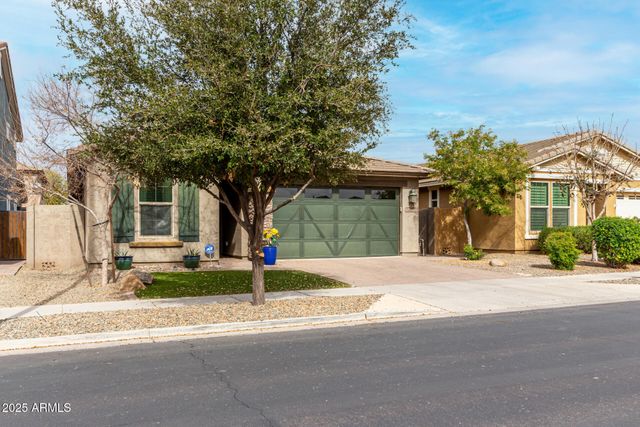 3432 E ALFALFA Drive, Gilbert, AZ 85298
