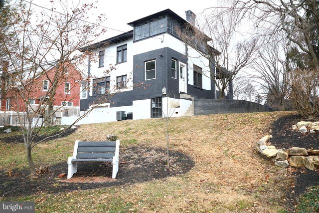 20 BROAD ST, Ephrata, PA 17522