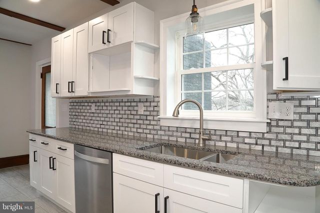 20 BROAD ST, Ephrata, PA 17522