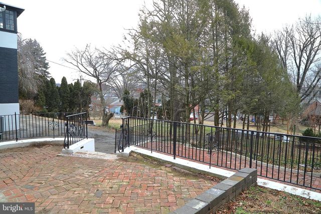 20 BROAD ST, Ephrata, PA 17522