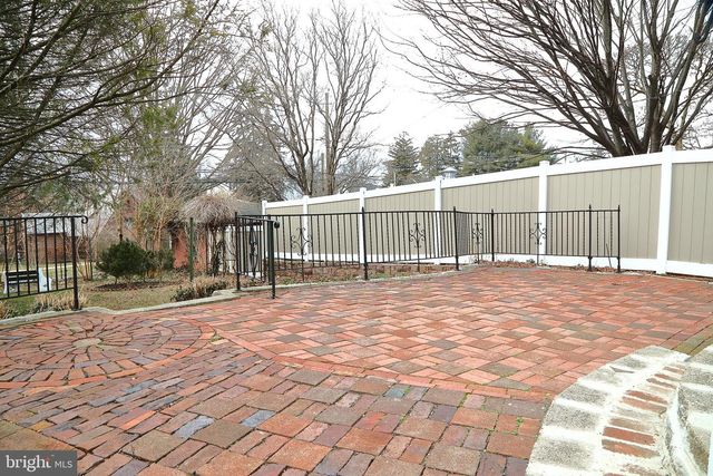 20 BROAD ST, Ephrata, PA 17522