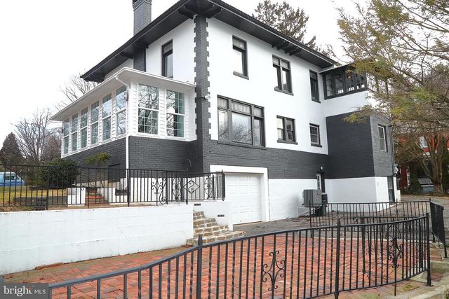 20 BROAD ST, Ephrata, PA 17522