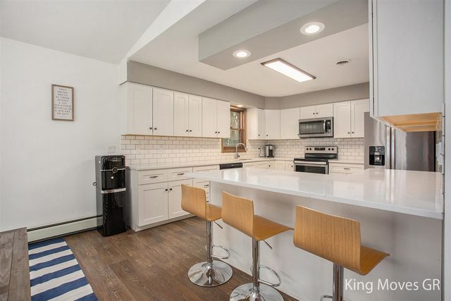 3001 E 82nd Street, Newaygo, MI 49337