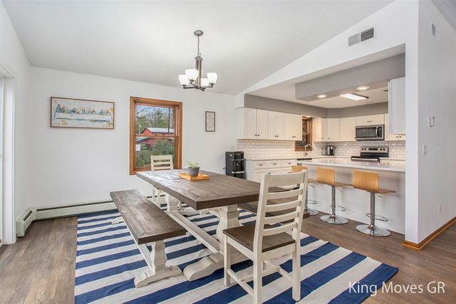 3001 E 82nd Street, Newaygo, MI 49337