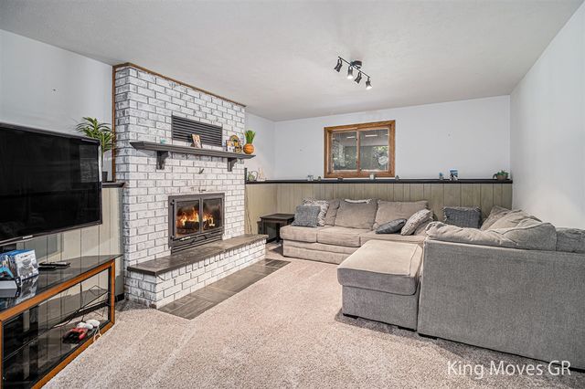 3001 E 82nd Street, Newaygo, MI 49337