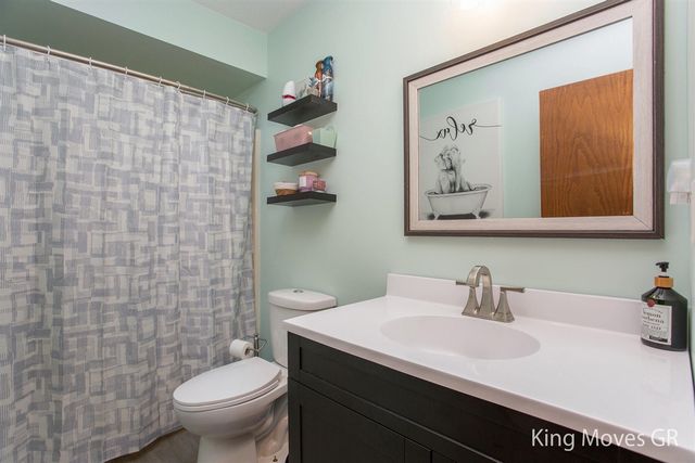 3001 E 82nd Street, Newaygo, MI 49337