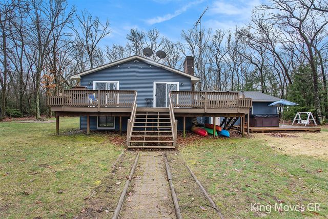 3001 E 82nd Street, Newaygo, MI 49337