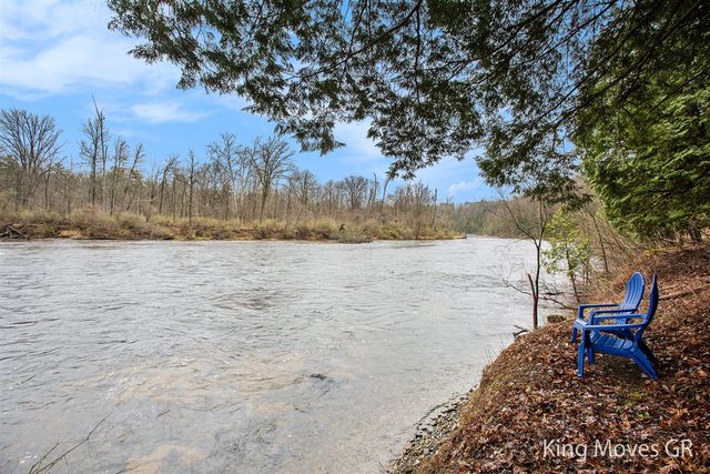 3001 E 82nd Street, Newaygo, MI 49337