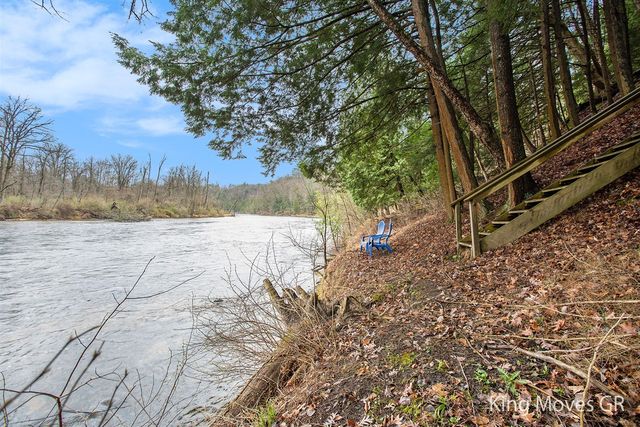 3001 E 82nd Street, Newaygo, MI 49337