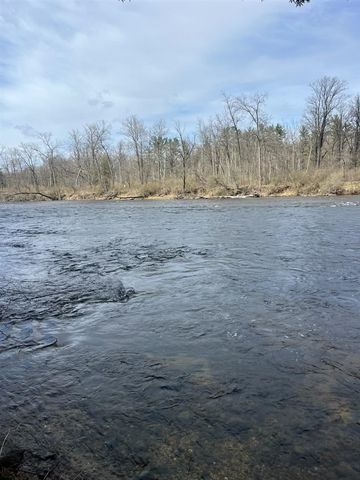 3001 E 82nd Street, Newaygo, MI 49337