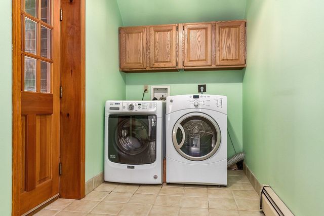 6 Gas Light Lane, Kensington, NH 03833