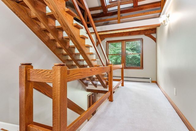 6 Gas Light Lane, Kensington, NH 03833