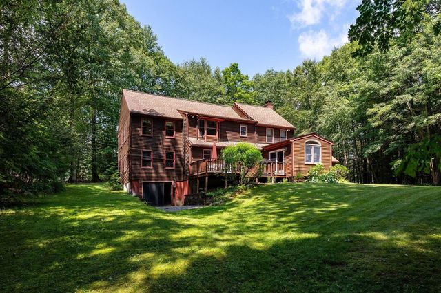 6 Gas Light Lane, Kensington, NH 03833