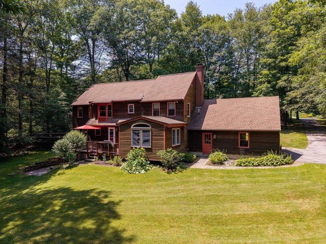 6 Gas Light Lane, Kensington, NH 03833