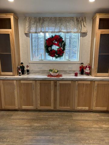 10 Granite Lane, Wolfeboro, NH 03894