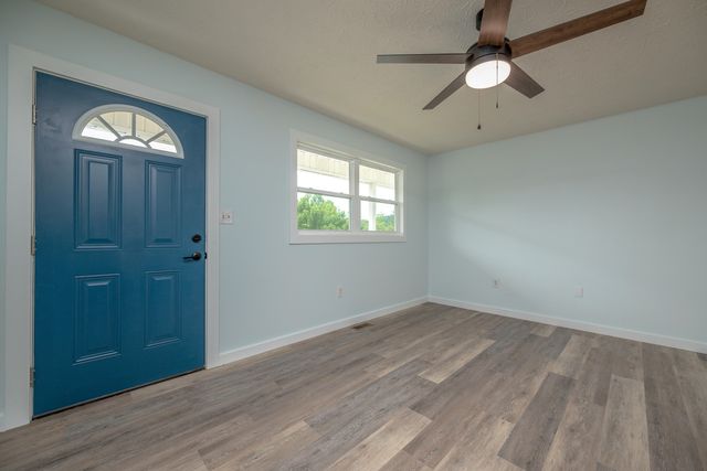 2230 W U.S. 60, Morehead, KY 40351