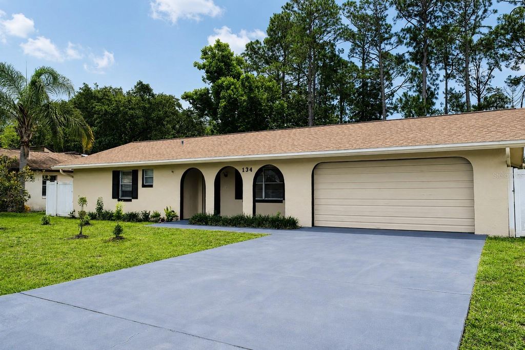 134 BEECHWOOD LANE, Palm Coast, FL 32137