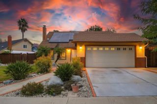 11385 Paseo Albacete, San Diego, CA 92129