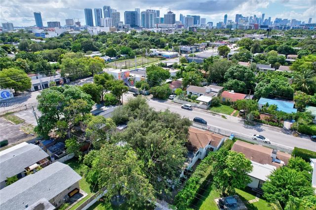 231 NW 44th St, Miami, FL 33127