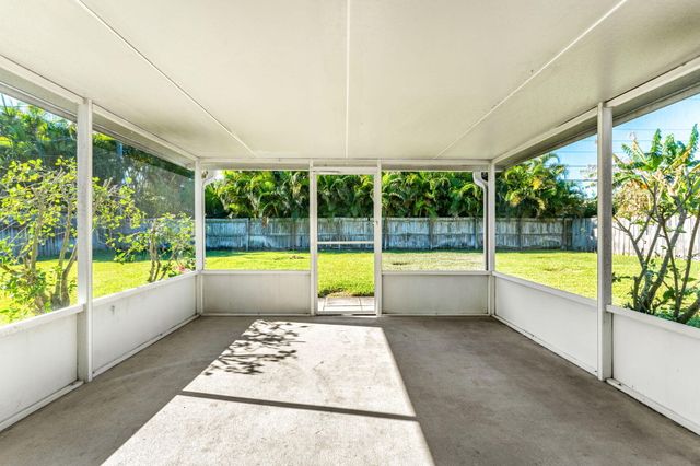 406 N Neptune Drive, Satellite Beach, FL 32937