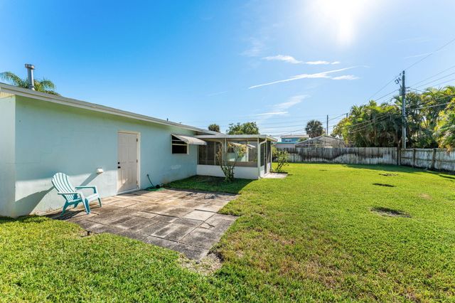 406 N Neptune Drive, Satellite Beach, FL 32937
