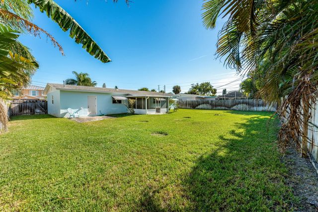 406 N Neptune Drive, Satellite Beach, FL 32937