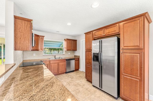 406 N Neptune Drive, Satellite Beach, FL 32937