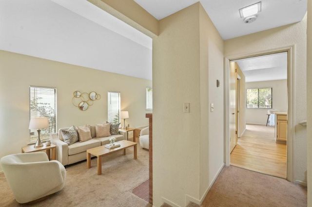 735 E Homestead Road, Sunnyvale, CA 94087