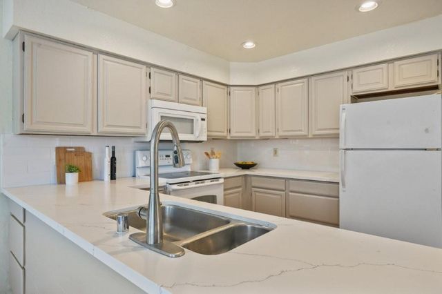 735 E Homestead Road, Sunnyvale, CA 94087